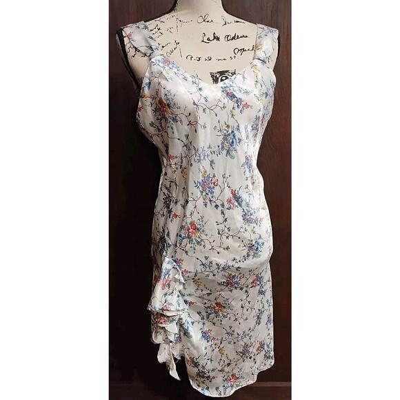 Victoria's Secret Nightgown Chemise Size Small Satin Floral Vintage plunge back